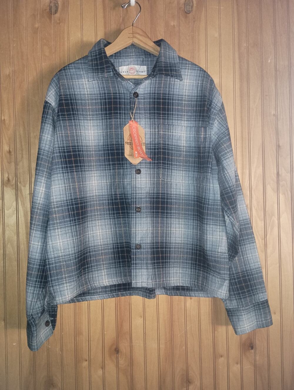 NWT Free Planet Men's L Plaid 100% Cotton Cropped Boxy Flannel Button-Down Shirt